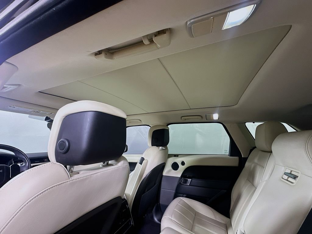 Used 2020 Land Rover Range Rover Sport HSE Dynamic image 13