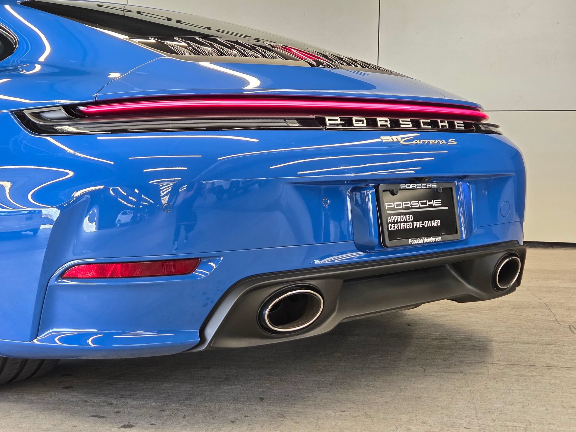 Certified 2025 Porsche 911 Carrera S RWD image 8