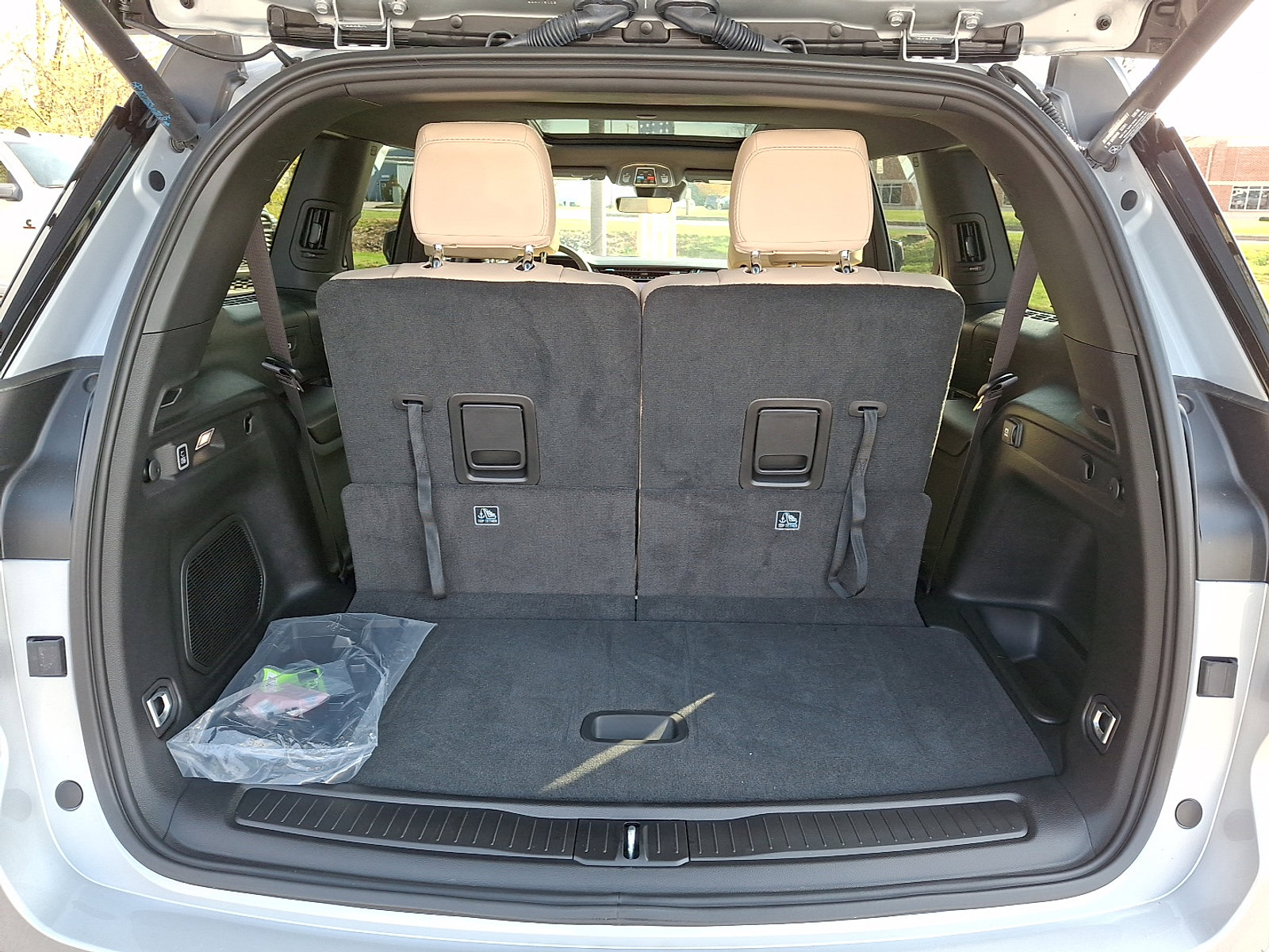 Certified 2025 Jeep Grand Cherokee L Limited w/ Trailer Tow Package image 32