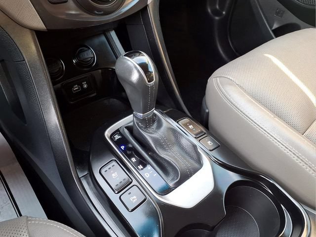 Used 2018 Hyundai Santa Fe Limited FWD image 6