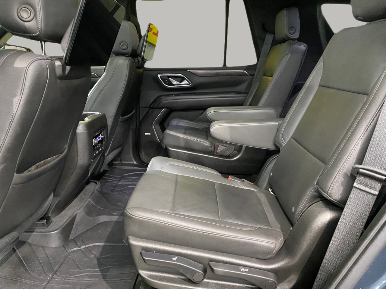 Used 2021 Chevrolet Tahoe Z71 w/ Rear Media and Nav Package image 21