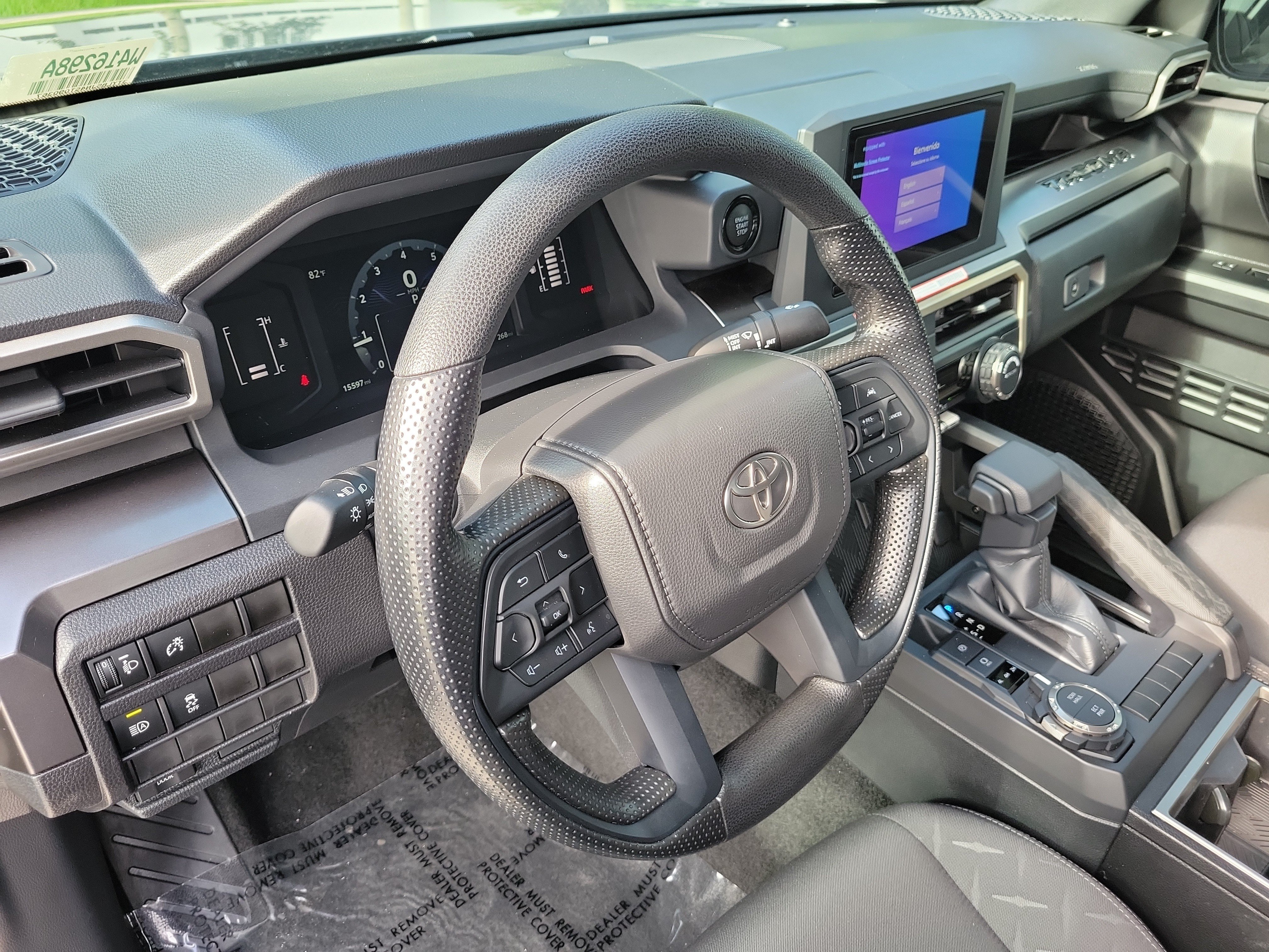 Certified 2025 Toyota Tacoma SR5 AWD/4WD image 22