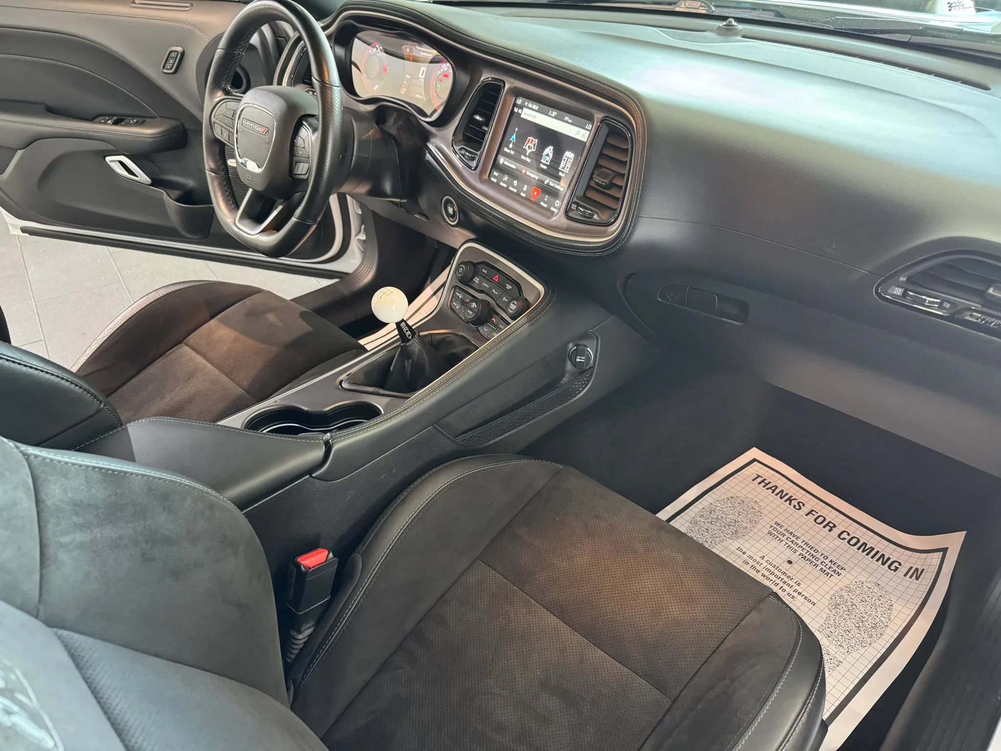 Used 2022 Dodge Challenger R/T Scat Pack RWD image 15