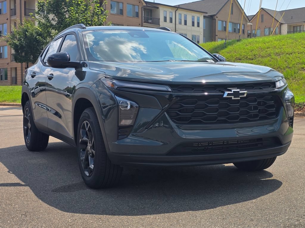 New 2026 Chevrolet Trax LT w/ Driver Confidence Package FWD image 27