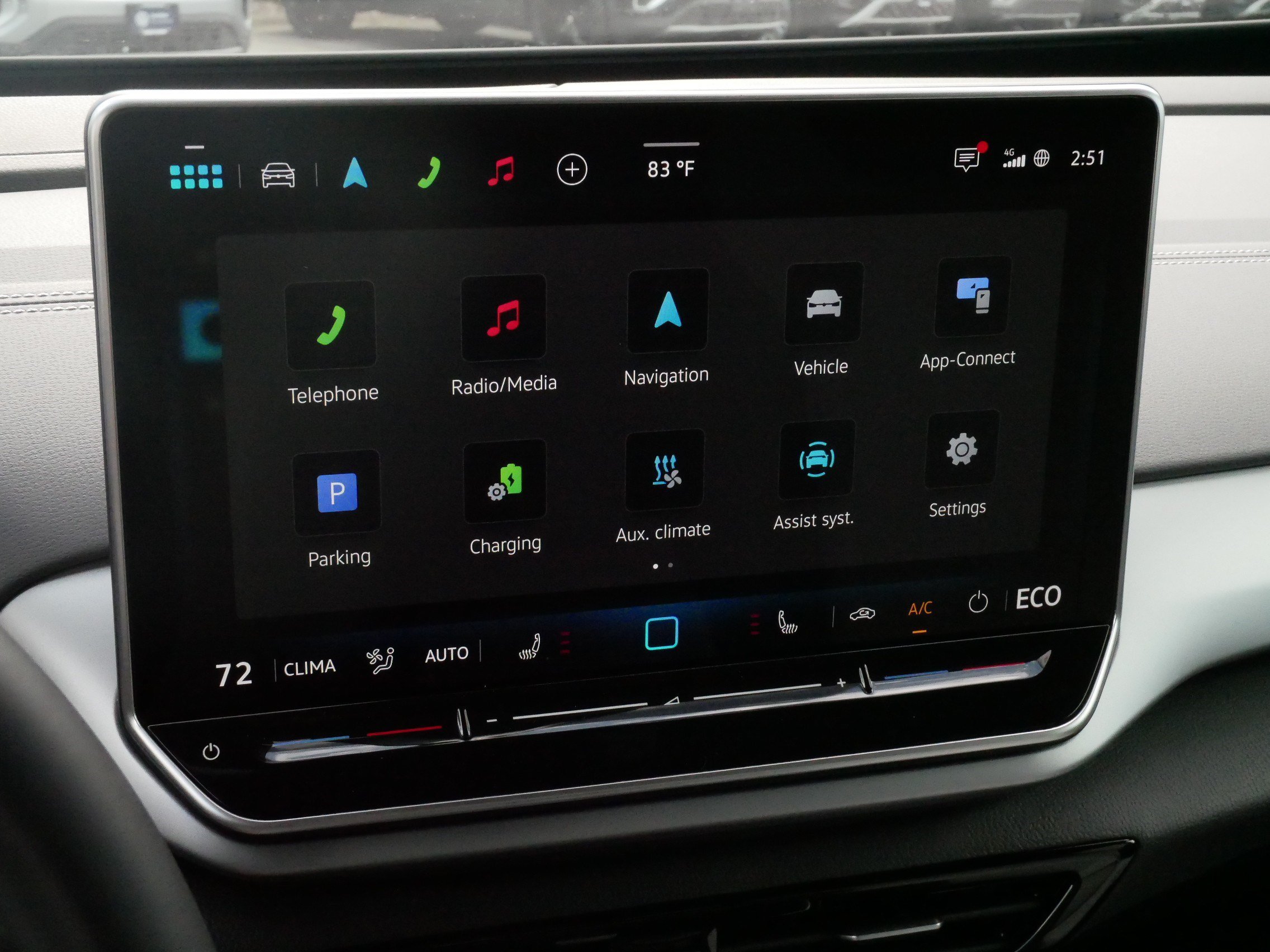 Certified 2024 Volkswagen ID.4 Pro AWD/4WD image 22