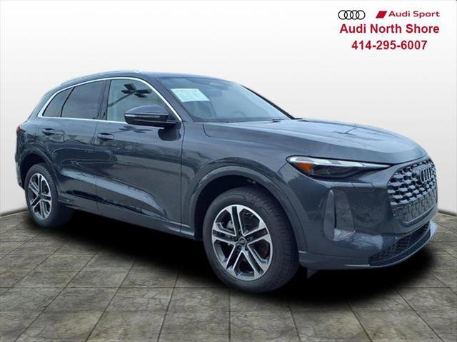Used 2025 Audi Q5 Premium w/ Convenience Package AWD/4WD image 1