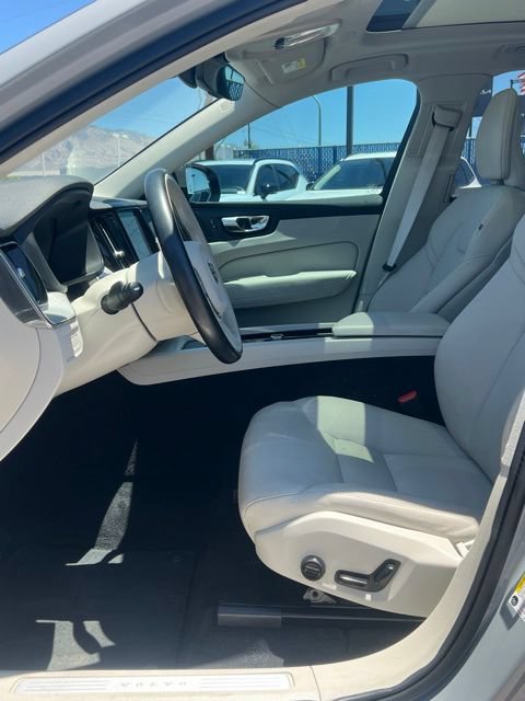 Used 2025 Volvo XC60 T8 Plus w/ Protection Package Premier AWD/4WD image 24