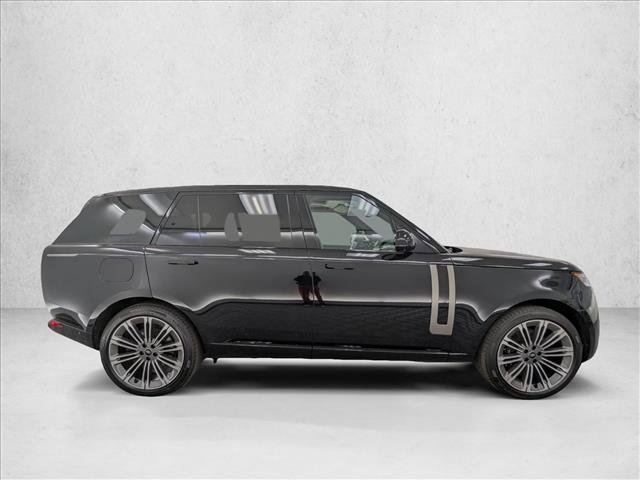 New 2025 Land Rover Range Rover Long Wheelbase SE image 8