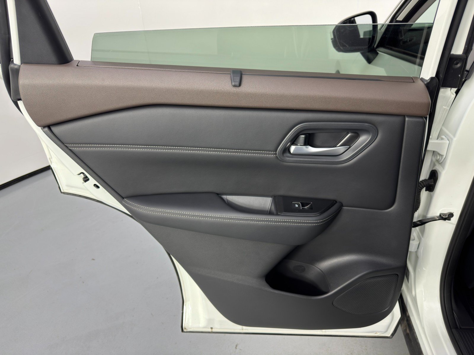 Used 2023 Nissan Rogue SL w/ SL Premium Package AWD/4WD image 40