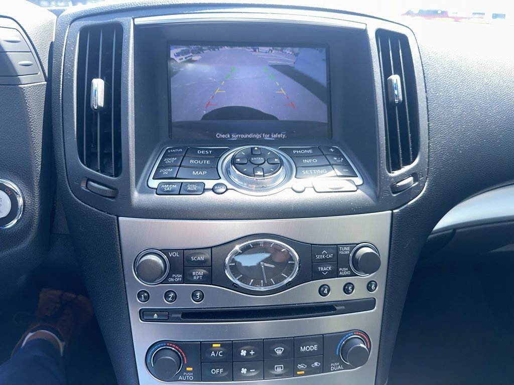 Used 2013 INFINITI G37 x w/ Premium Pkg image 9