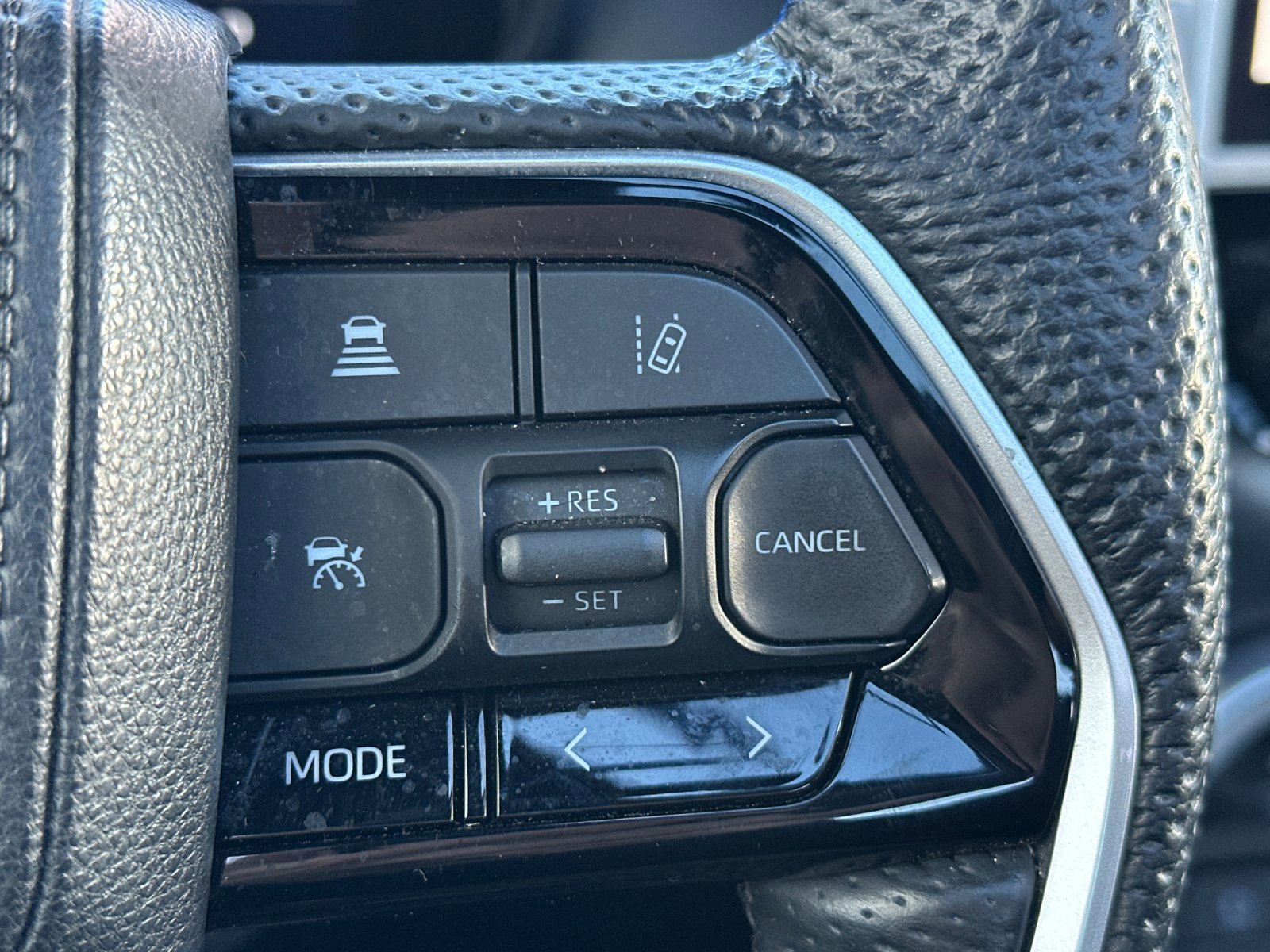 Used 2024 Toyota Tundra Platinum image 27