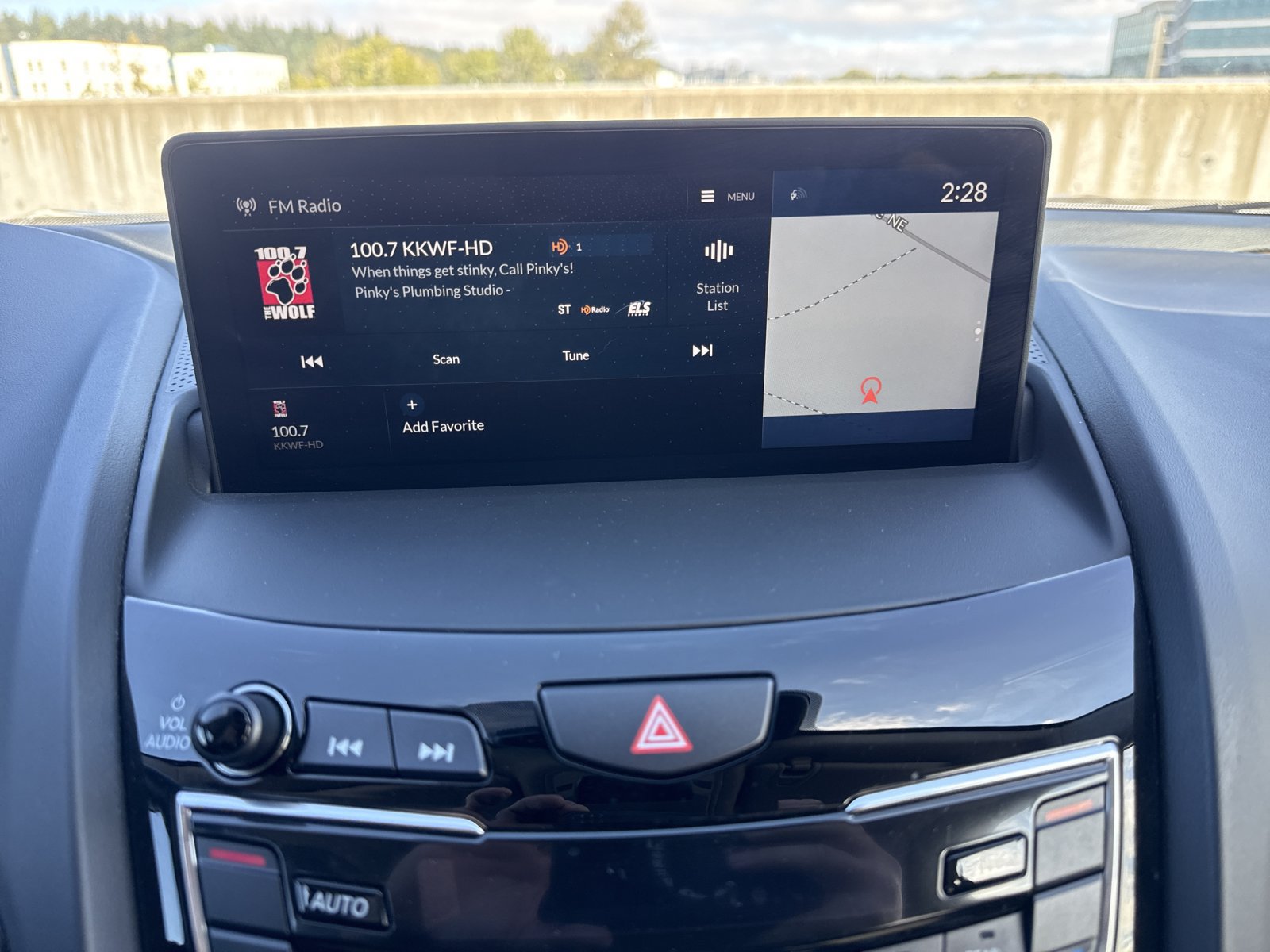 Used 2022 Acura RDX w/ Advance Package AWD/4WD image 12