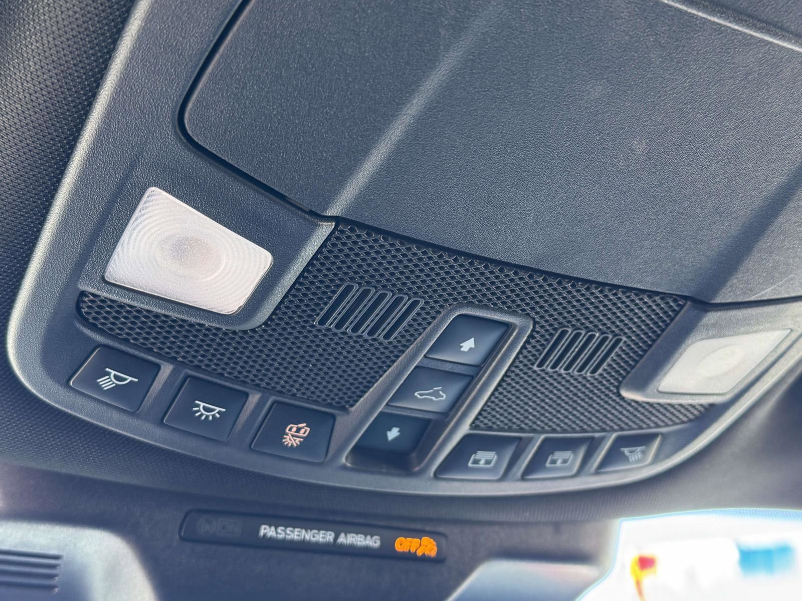 Used 2024 Ford Expedition Platinum image 28