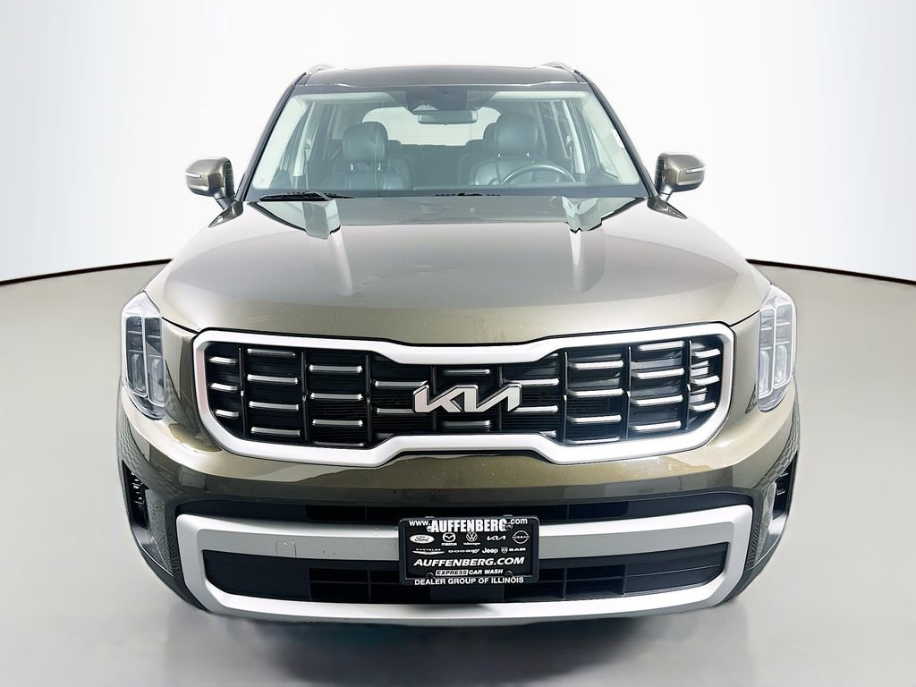 Used 2023 Kia Telluride S w/ S Sunroof Package image 2