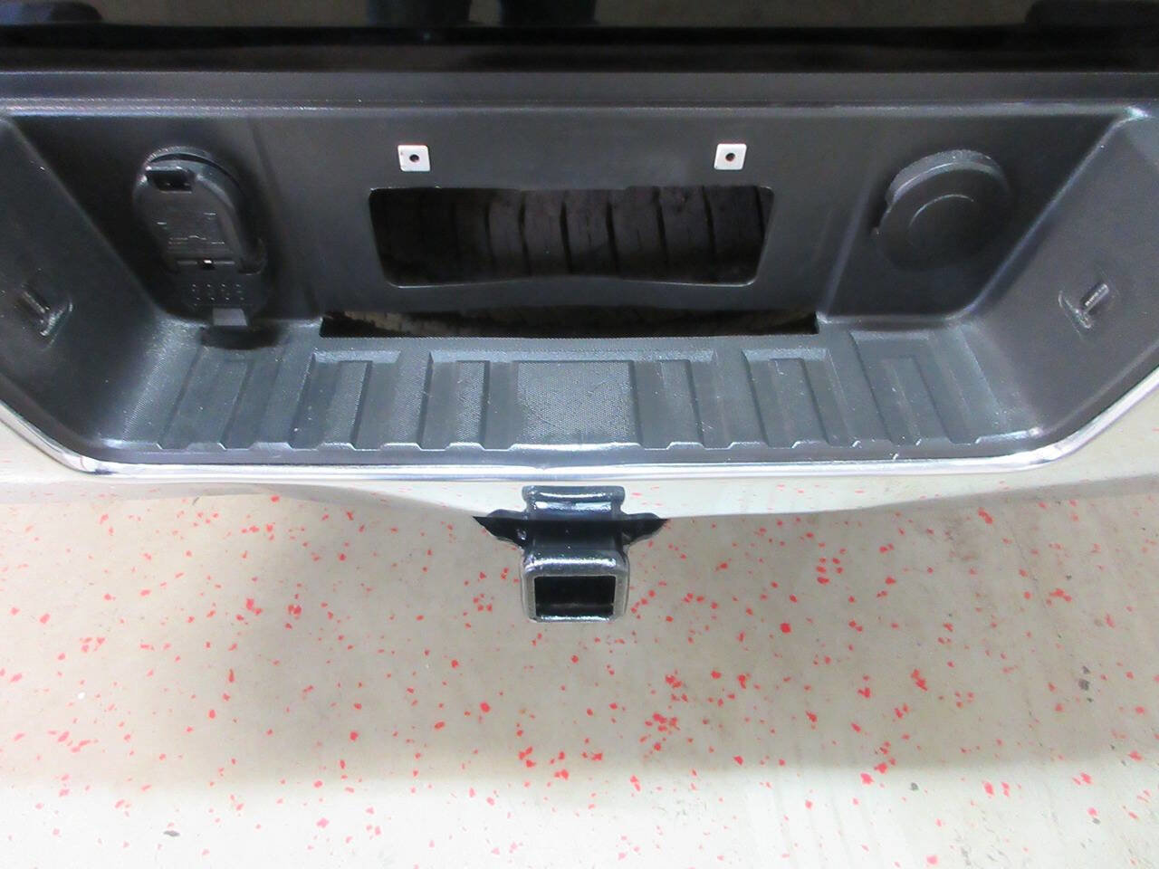 Used 2018 GMC Sierra 1500 SLT w/ SLT Premium Package image 23