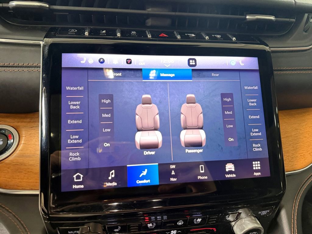 Used 2021 Jeep Grand Cherokee L Summit image 37