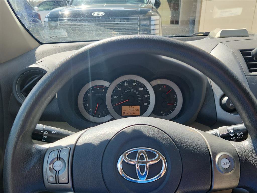 Used 2012 Toyota RAV4 4WD w/ Value Pkg image 18