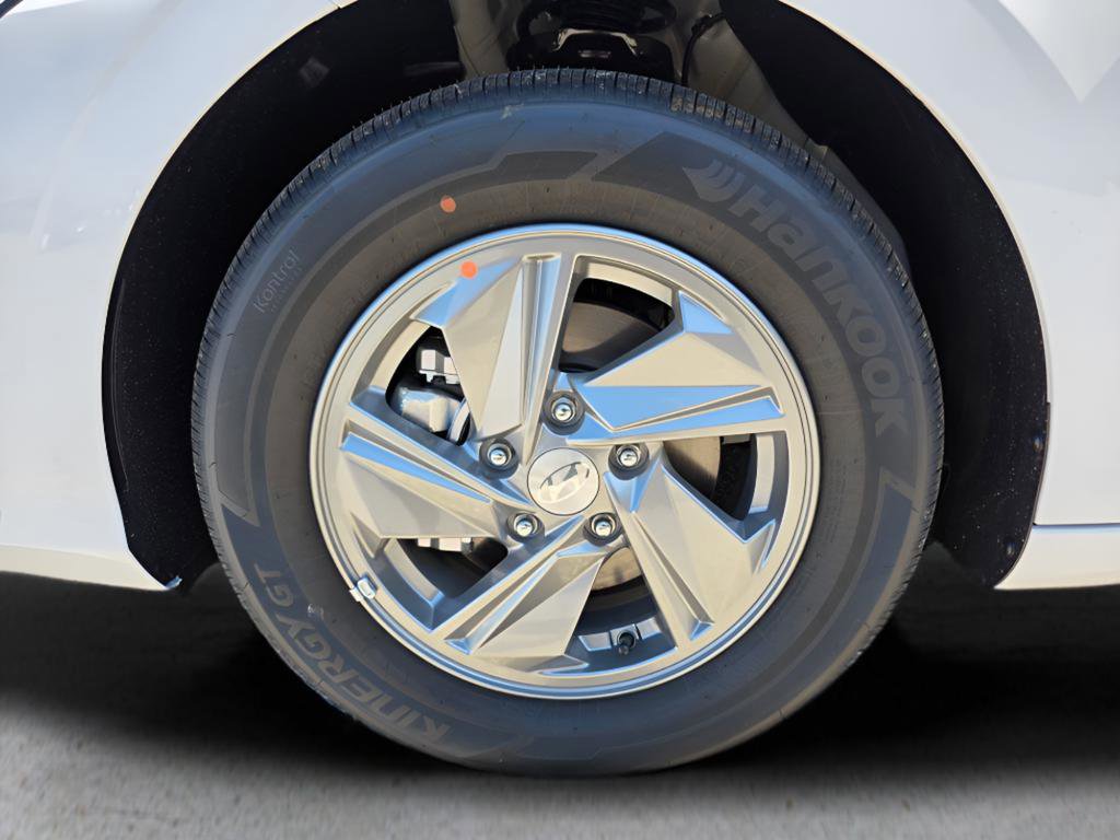 New 2026 Hyundai Elantra SE image 11