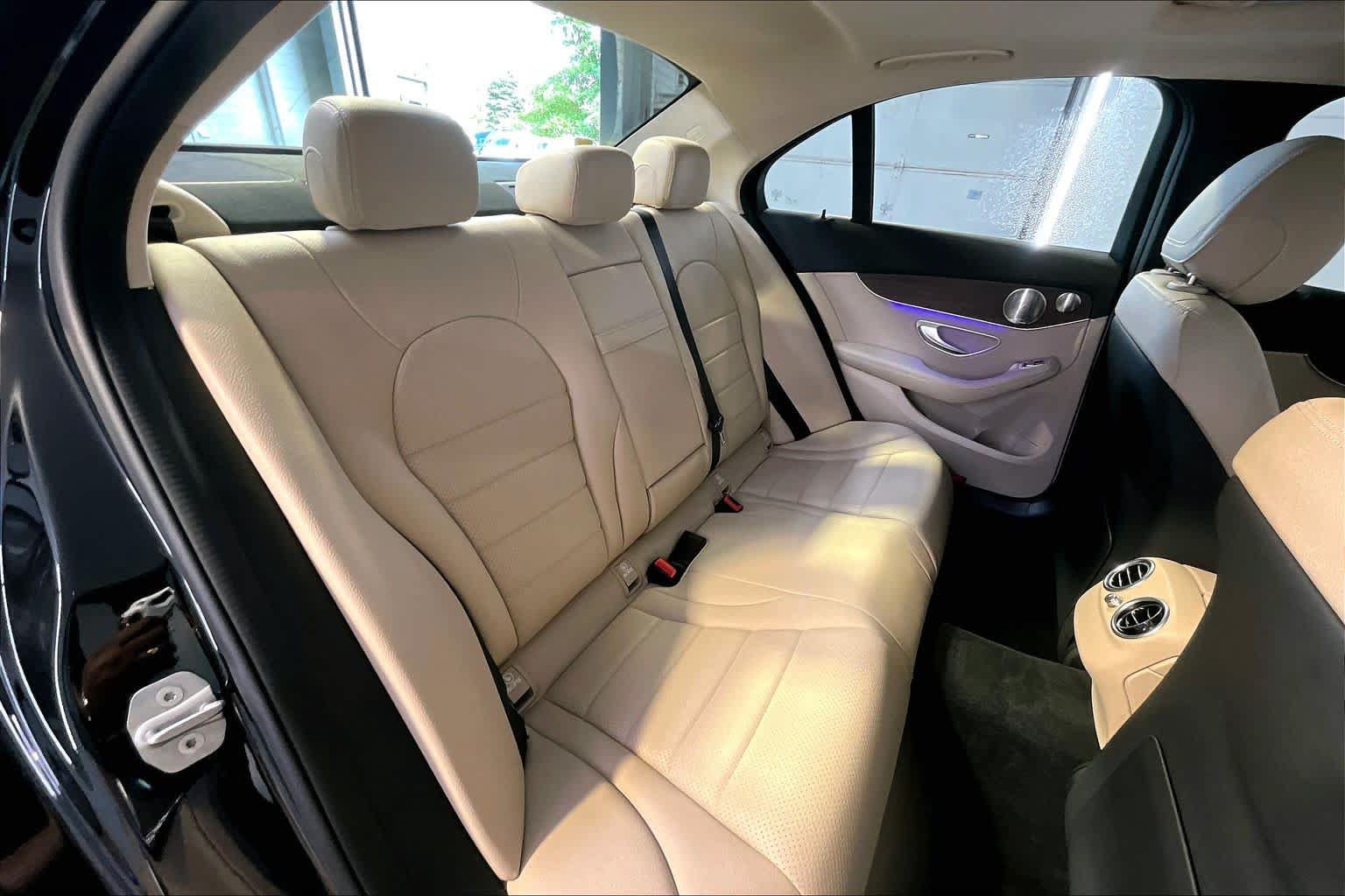 Used 2021 Mercedes-Benz C 300 4MATIC Sedan image 20