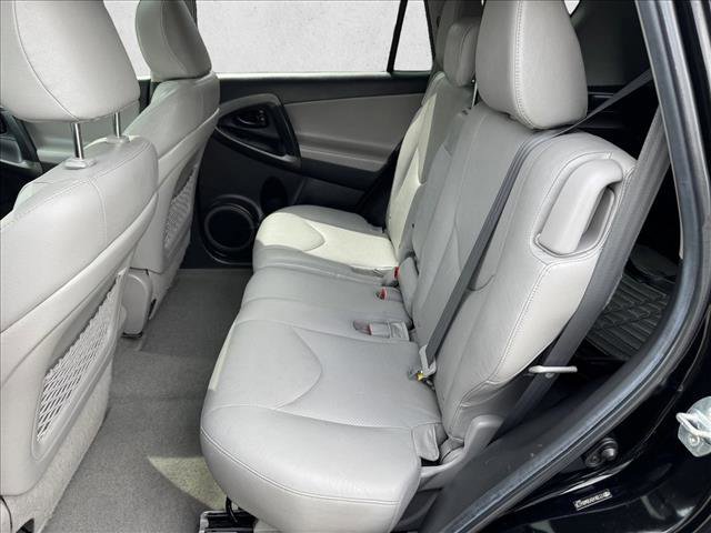 Used 2011 Toyota RAV4 Limited AWD/4WD image 18