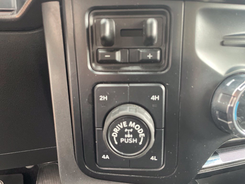 Certified 2024 Ford F150 Lariat w/ FX4 Off-Road Package AWD/4WD image 19