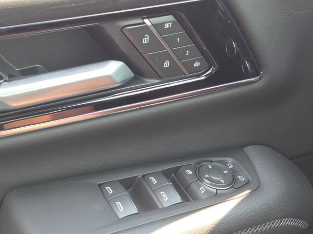 New 2026 GMC Yukon Denali w/ Advanced Technology Package AWD/4WD image 31