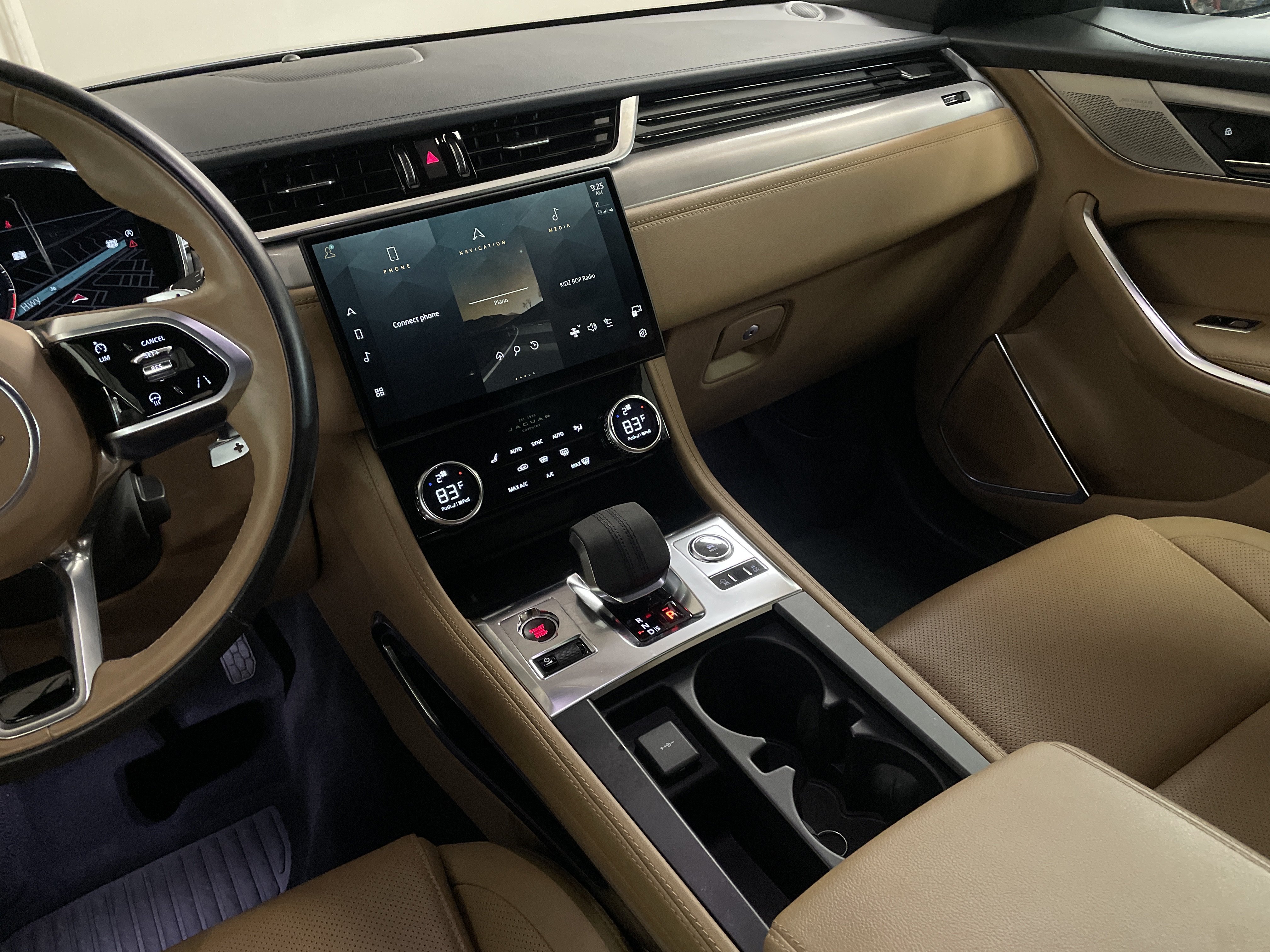 Used 2021 Jaguar F-PACE S AWD/4WD image 14