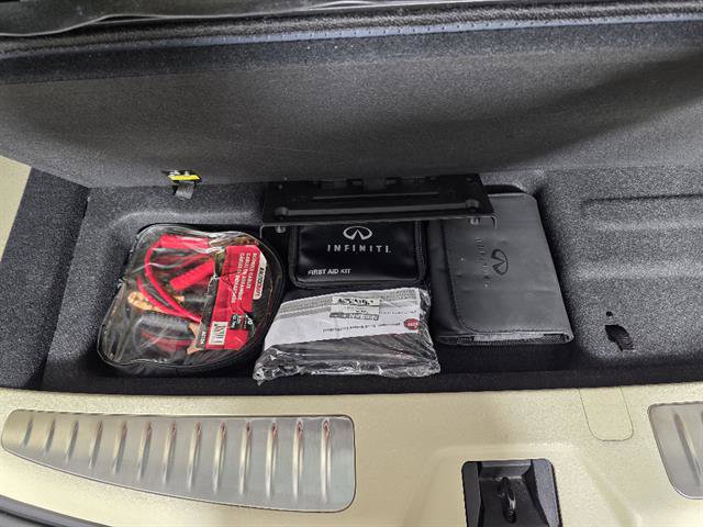 Used 2023 INFINITI QX80 Sensory w/ All-Season Package image 17