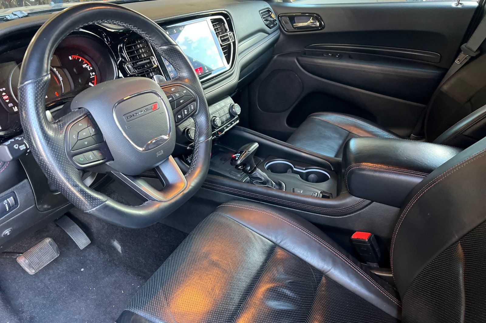 Used 2021 Dodge Durango R/T w/ Technology Group AWD/4WD image 10
