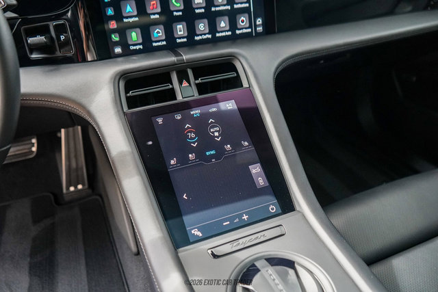 Used 2024 Porsche Taycan GTS image 35