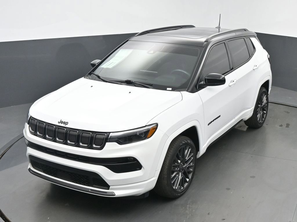 Used 2022 Jeep Compass High Altitude AWD/4WD image 36