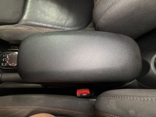 Used 2018 MINI Cooper S image 25