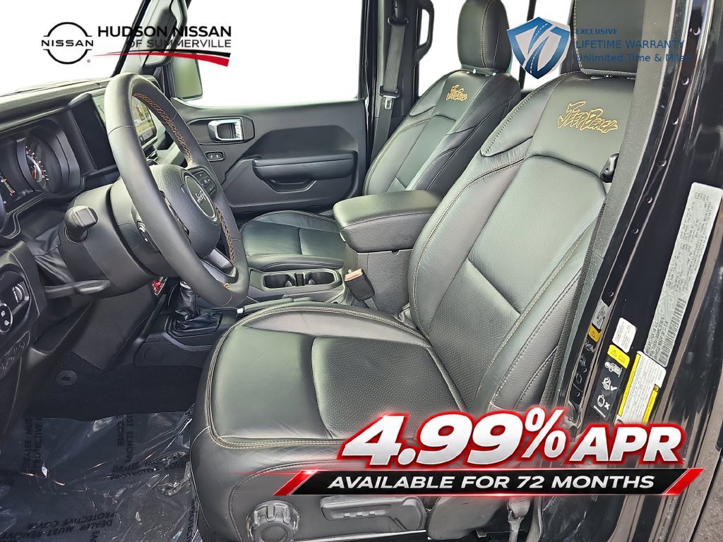 Used 2024 Jeep Gladiator Sport AWD/4WD image 16