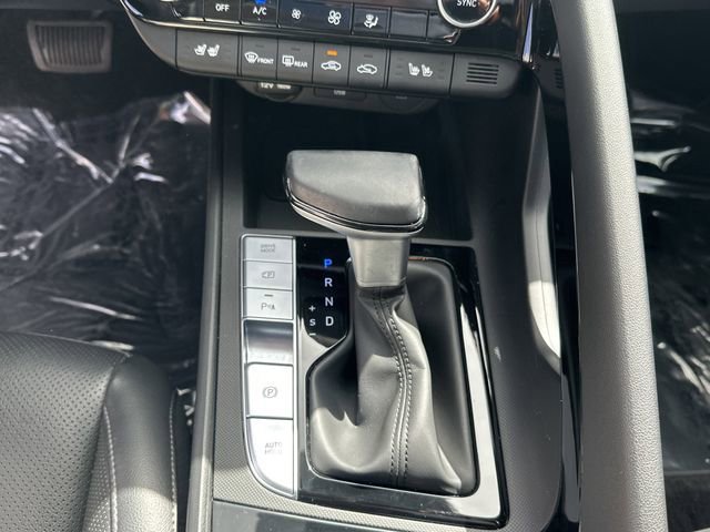 Certified 2024 Hyundai Elantra Limited image 22