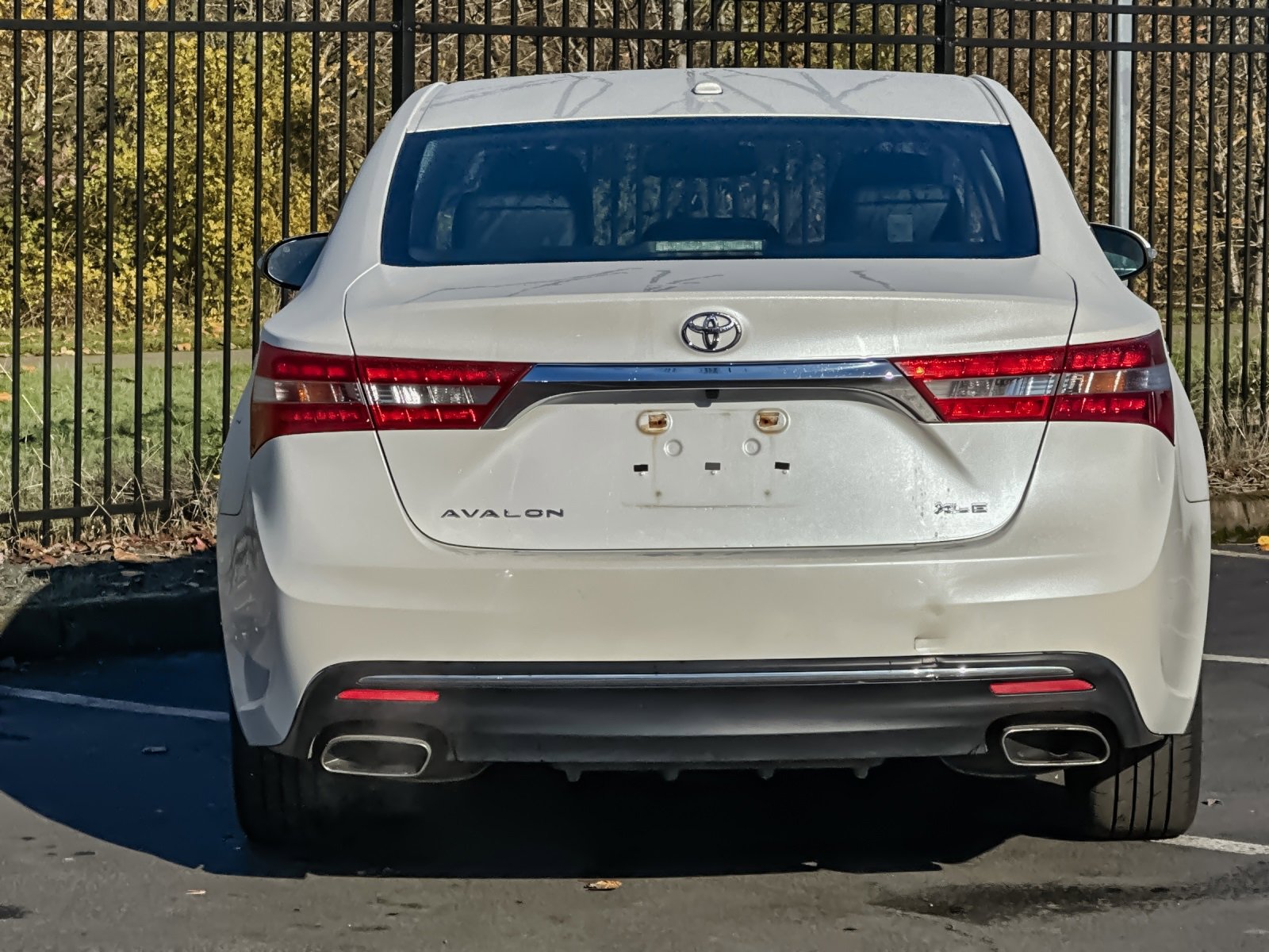 Used 2018 Toyota Avalon XLE Plus image 5
