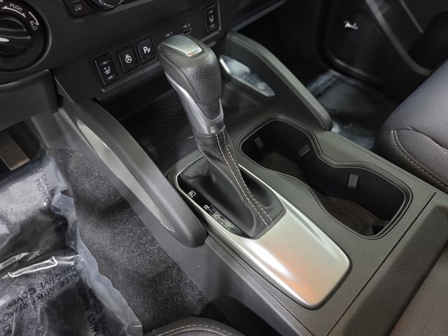 Used 2025 Nissan Frontier SV w/ SV Convenience Package AWD/4WD image 25