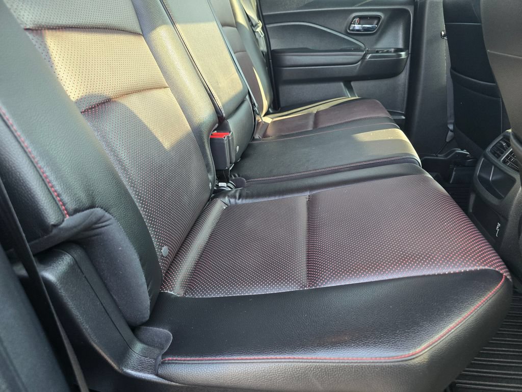 Used 2023 Honda Ridgeline Black Edition image 16