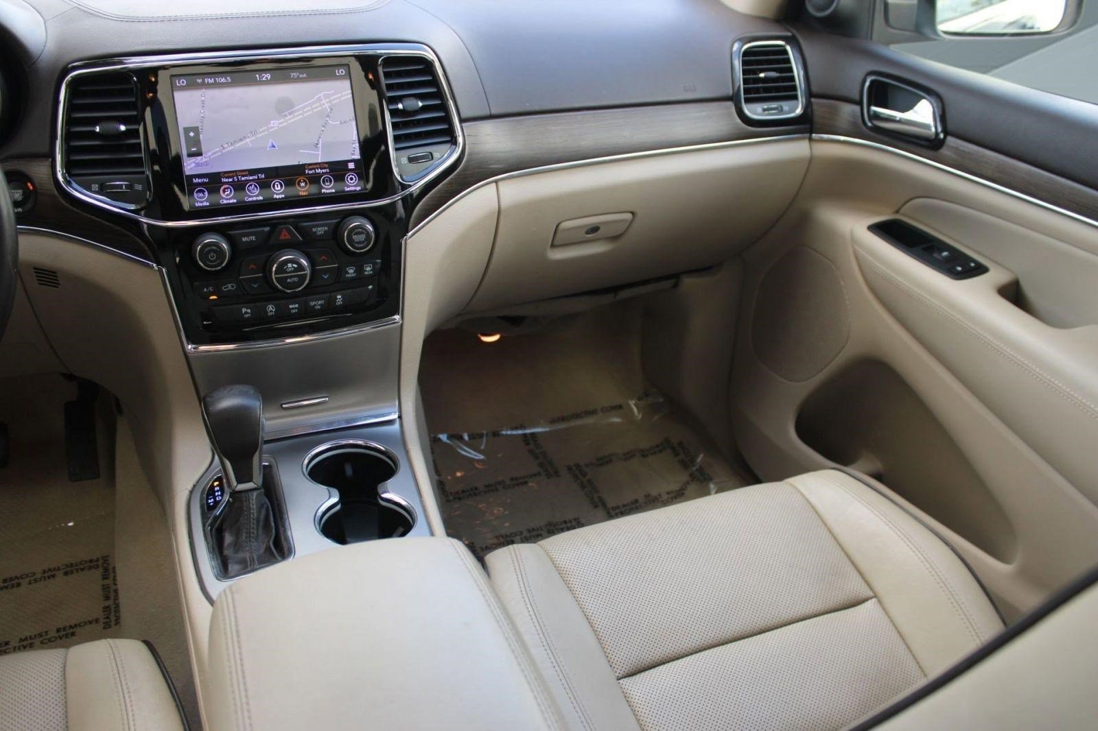 Used 2021 Jeep Grand Cherokee Overland image 33