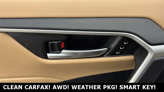 Used 2022 Toyota RAV4 XLE Premium image 8