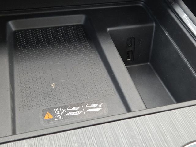 New 2026 GMC Acadia Elevation w/ Black Edition image 9