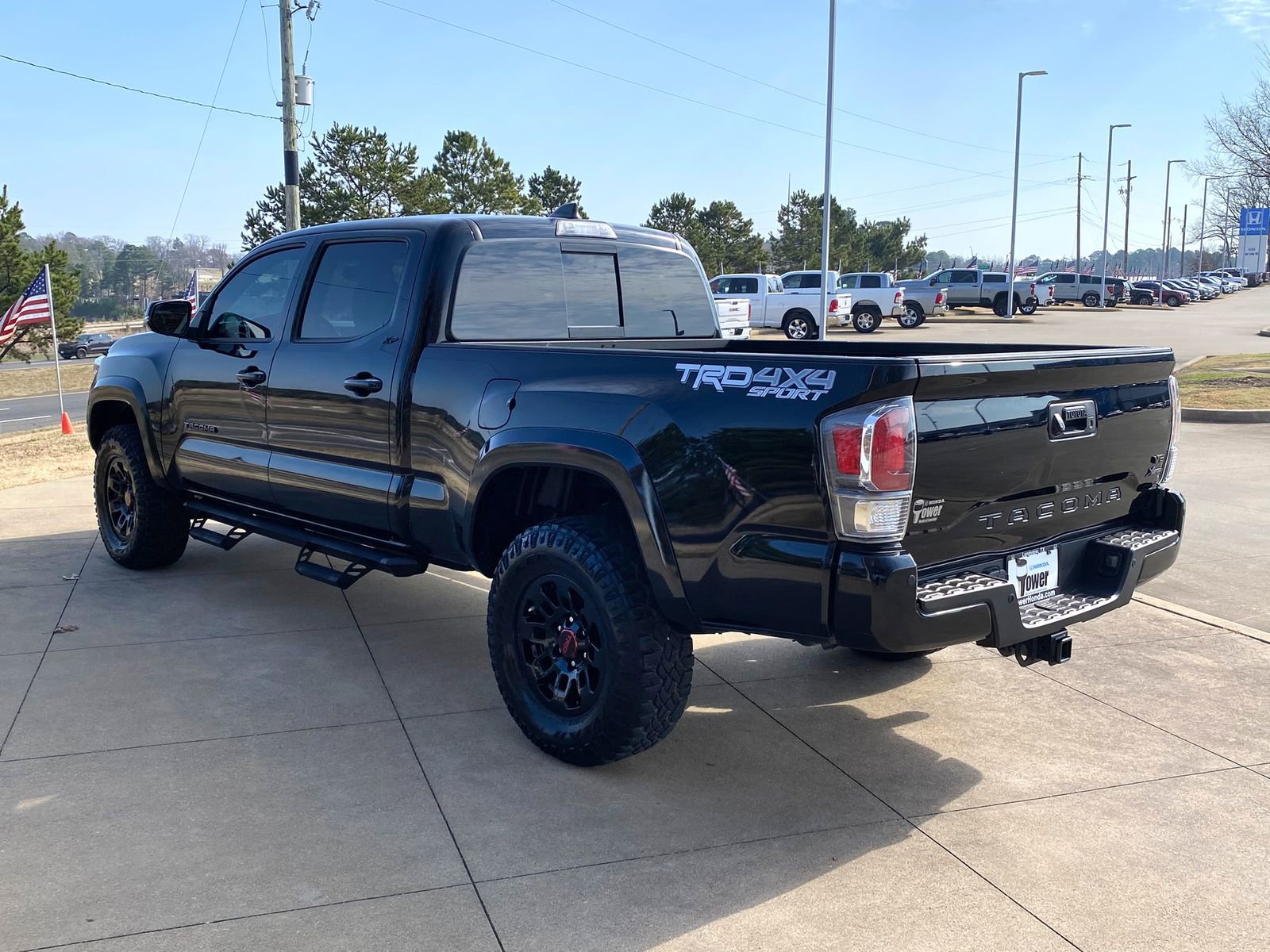 Used 2023 Toyota Tacoma SR5 image 4