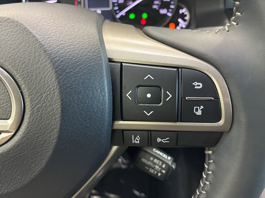 Used 2016 Lexus ES 350 350 LUXURY/SAFETY+/SMART CRUIS w/ Luxury Package w/Wood Trim image 24