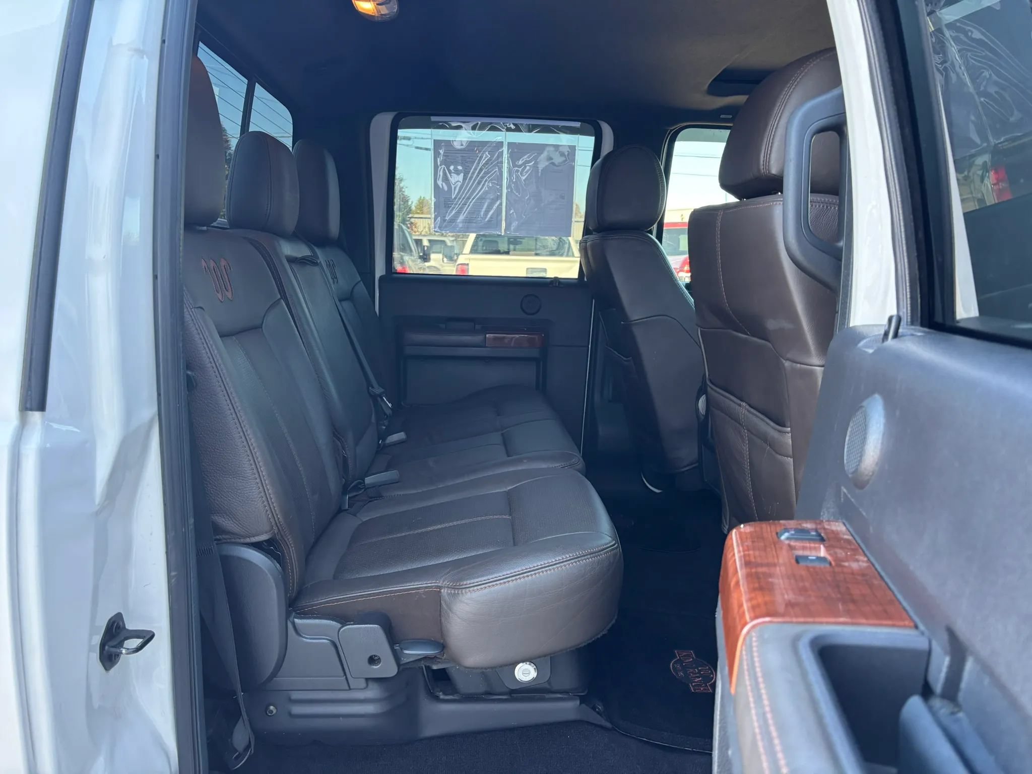 Used 2016 Ford F250 King Ranch w/ King Ranch w/Chrome Package AWD/4WD image 18