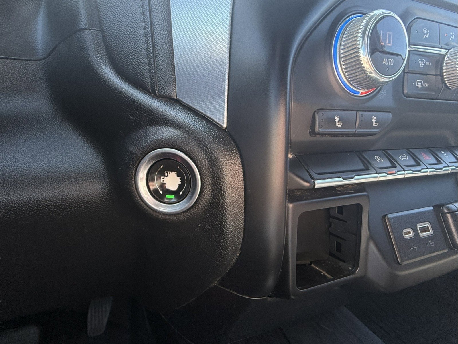 Used 2021 GMC Sierra 1500 SLE AWD/4WD image 17