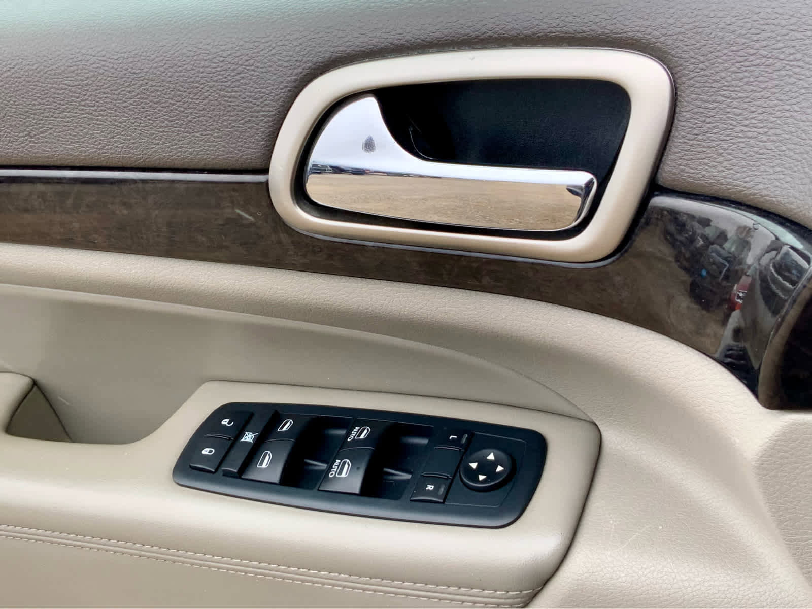 Used 2012 Jeep Grand Cherokee Laredo image 48