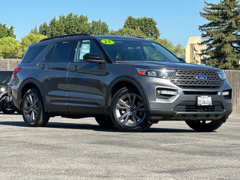 Certified 2023 Ford Explorer XLT w/ Equipment Group 202A RWD video 1
