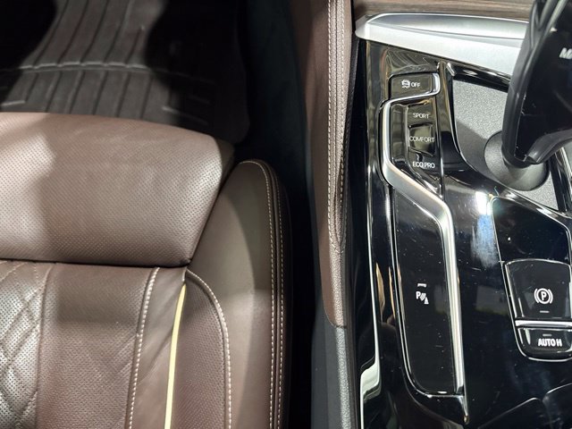 Certified 2023 BMW 540i xDrive w/ M Sport Package AWD/4WD image 37