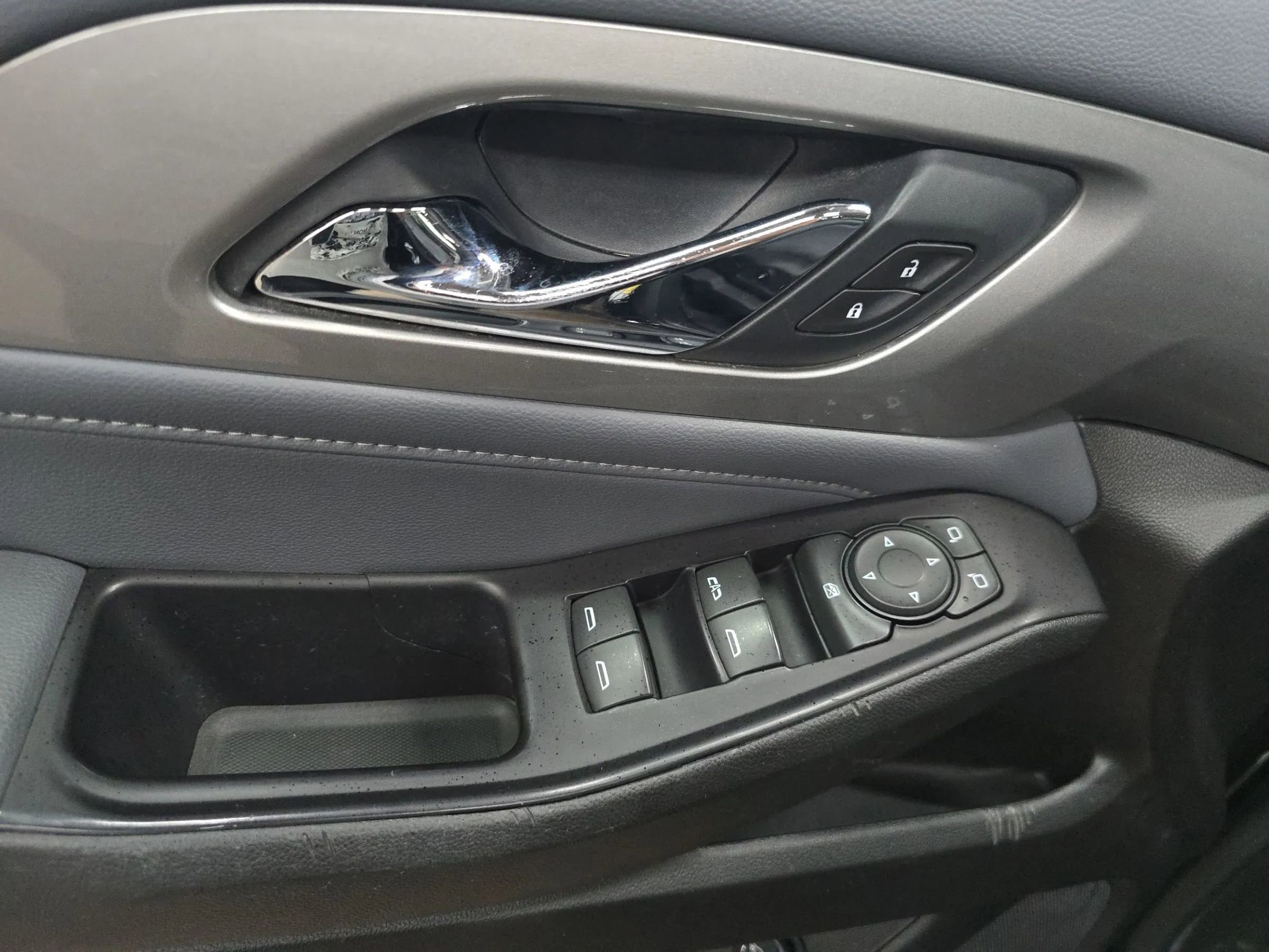 Used 2019 Chevrolet Traverse LT w/ LT Premium Package image 29