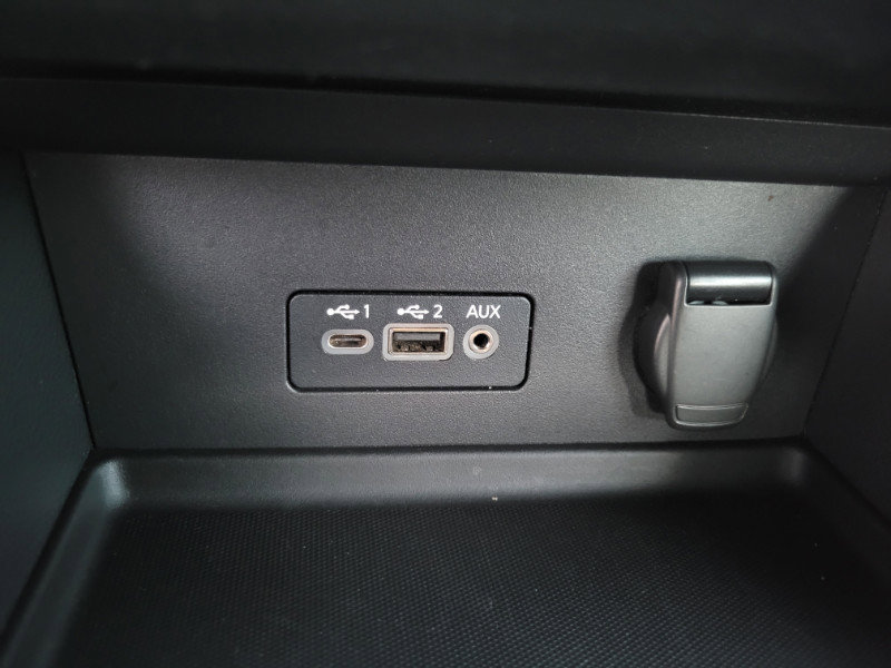 Used 2020 Nissan Sentra SV FWD image 35