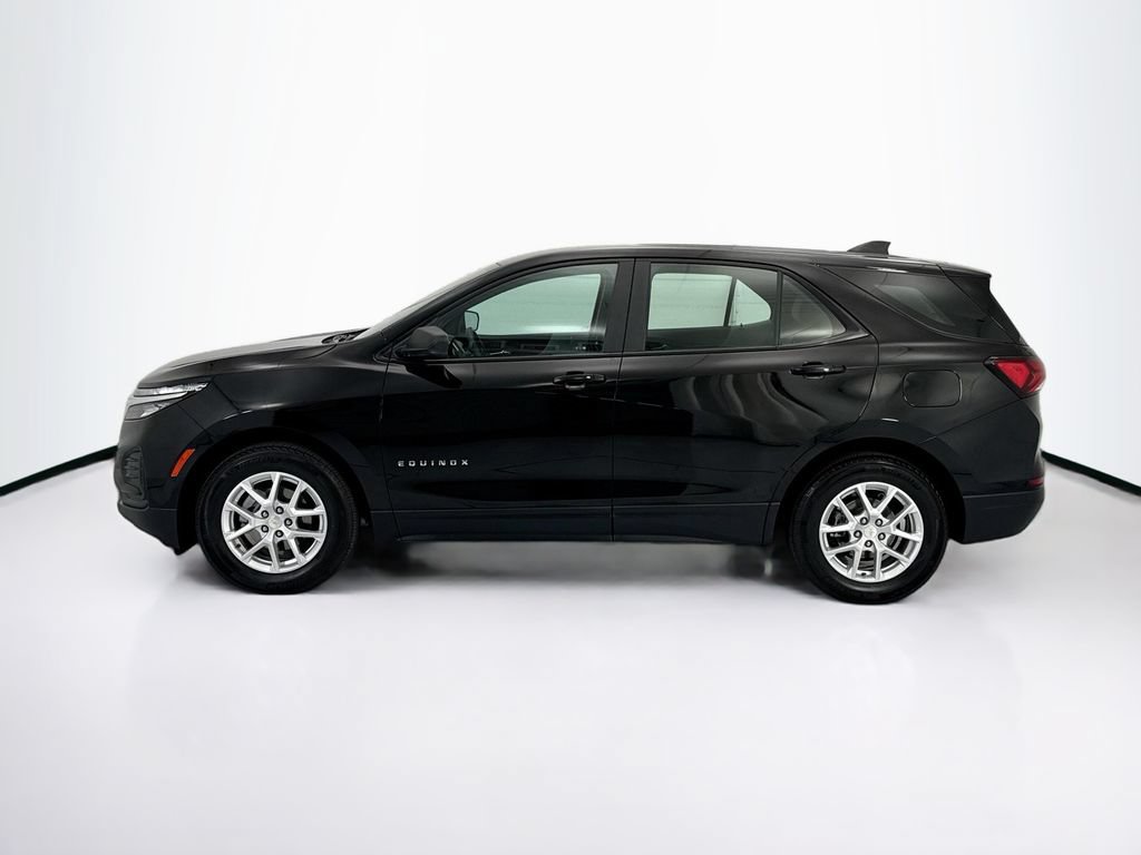 Used 2023 Chevrolet Equinox LS FWD image 8